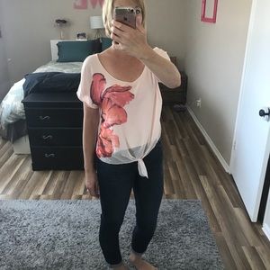 Lauren Conrad Peach toe front shirt size Medium